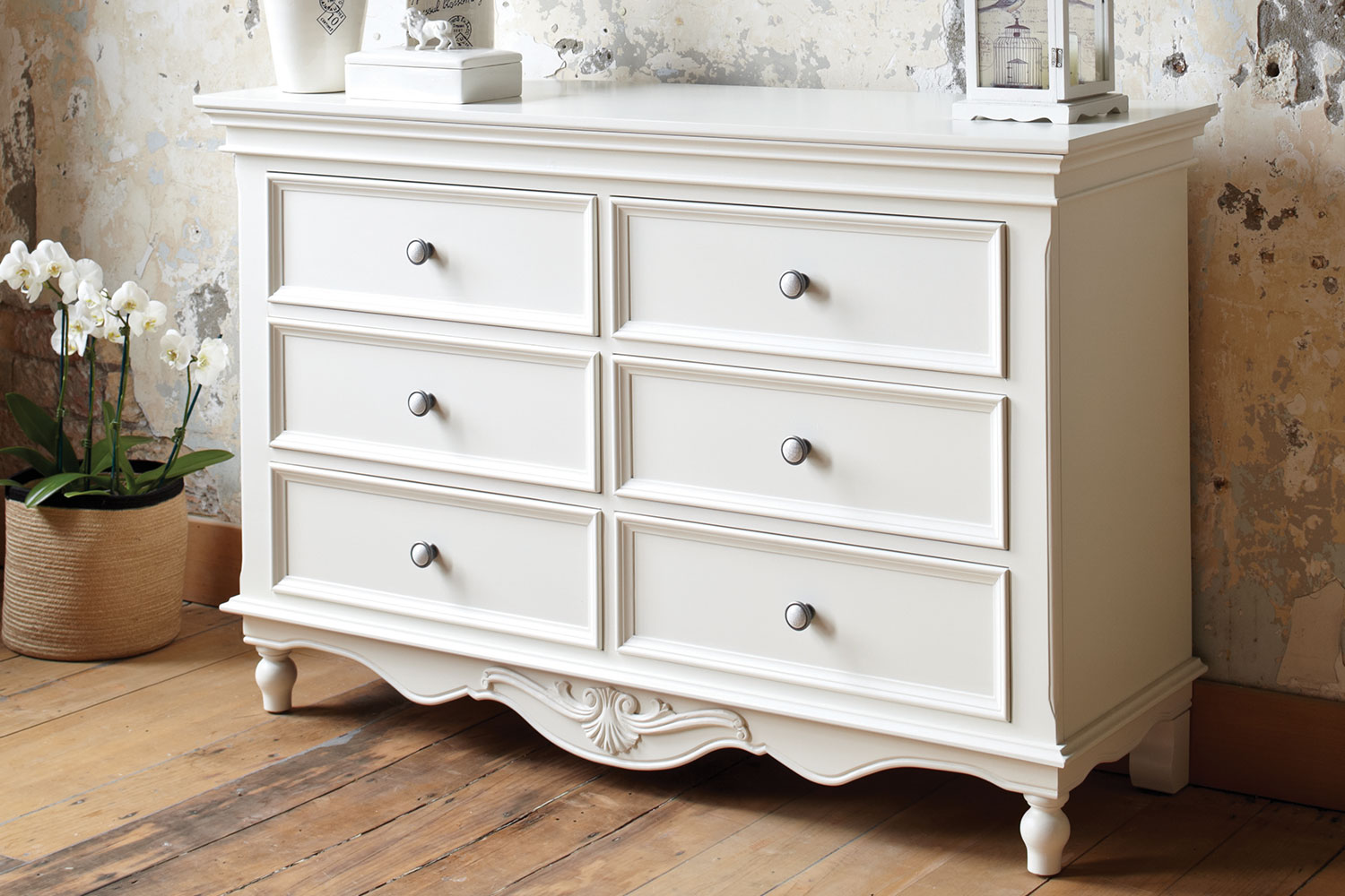 Chambre 6 Drawer Lowboy by Garry Masters