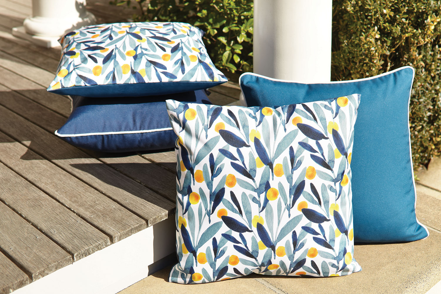 outdoor cushion