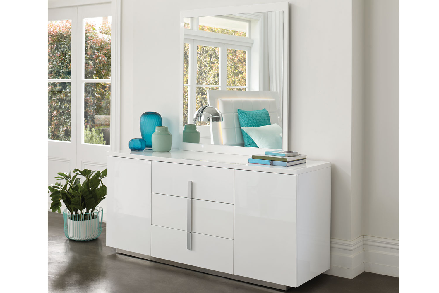 Quadro Dresser and Mirror by Insato Furniture